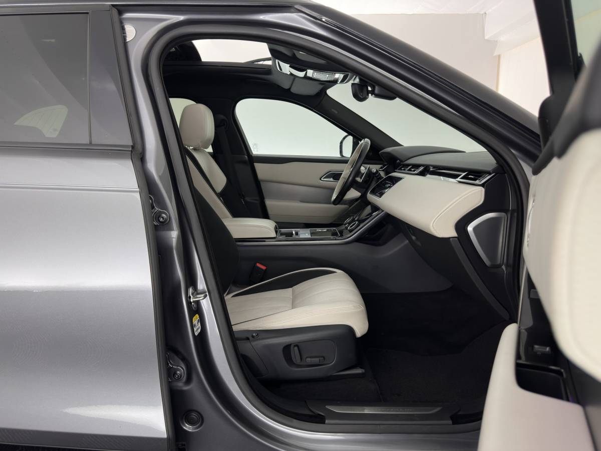 Land Rover Range Rover Velar Land Rover Range Rover Velar 3.0 V6 AWD HSE Aut. *PANO | LEATHER | FULL-LED | MEMORY-PACK | BLIND-SPOT | MERIDIAN-SURROUND | DIGI-COCKPIT | CAMERA | KEYLESS | HEATED-COMFORTSEATS | PRIVACY-GLASS | SHIFTPADDLES | CARPLAY | 21 “ALU*