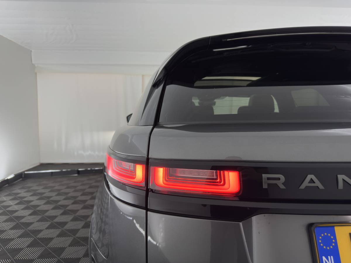 Land Rover Range Rover Velar Land Rover Range Rover Velar 3.0 V6 AWD HSE Aut. *PANO | LEATHER | FULL-LED | MEMORY-PACK | BLIND-SPOT | MERIDIAN-SURROUND | DIGI-COCKPIT | CAMERA | KEYLESS | HEATED-COMFORTSEATS | PRIVACY-GLASS | SHIFTPADDLES | CARPLAY | 21 “ALU*