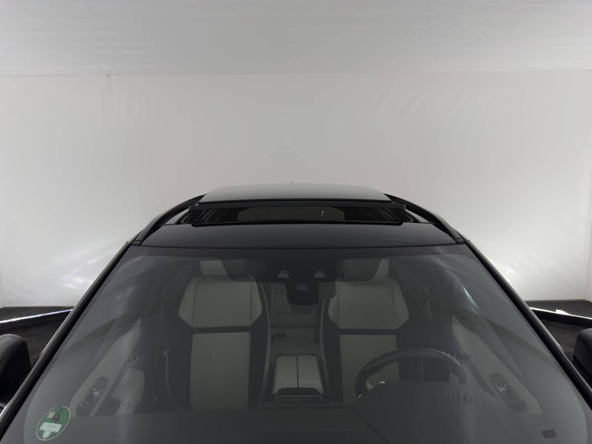 Land Rover Range Rover Velar Land Rover Range Rover Velar 3.0 V6 AWD HSE Aut. *PANO | LEATHER | FULL-LED | MEMORY-PACK | BLIND-SPOT | MERIDIAN-SURROUND | DIGI-COCKPIT | CAMERA | KEYLESS | HEATED-COMFORTSEATS | PRIVACY-GLASS | SHIFTPADDLES | CARPLAY | 21 “ALU*