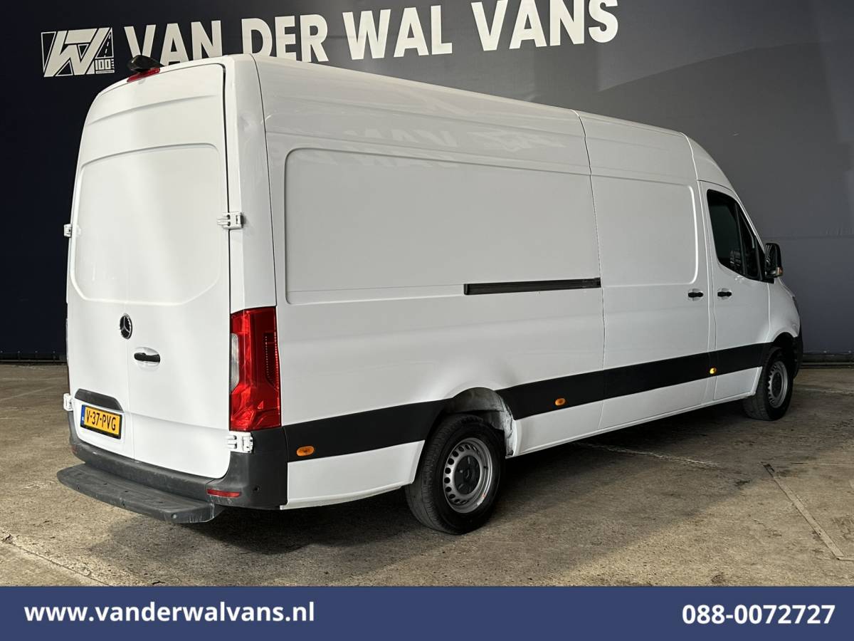 Mercedes-Benz Sprinter Mercedes-Benz Sprinter 317 CDI 170pk L3H2 Euro6 Airco | Camera | Apple Carplay | Cruisecontrol Android Auto, Stoelverwarming, 270gr. Achterdeuren, Parkeersensoren, Bijrijdersbank