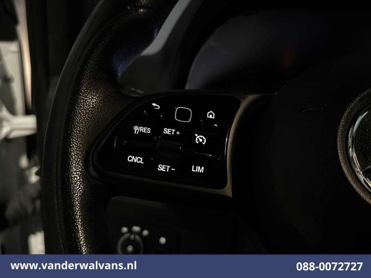 Mercedes-Benz Sprinter Mercedes-Benz Sprinter 317 CDI 170pk L3H2 Euro6 Airco | Camera | Apple Carplay | Cruisecontrol Android Auto, Stoelverwarming, 270gr. Achterdeuren, Parkeersensoren, Bijrijdersbank