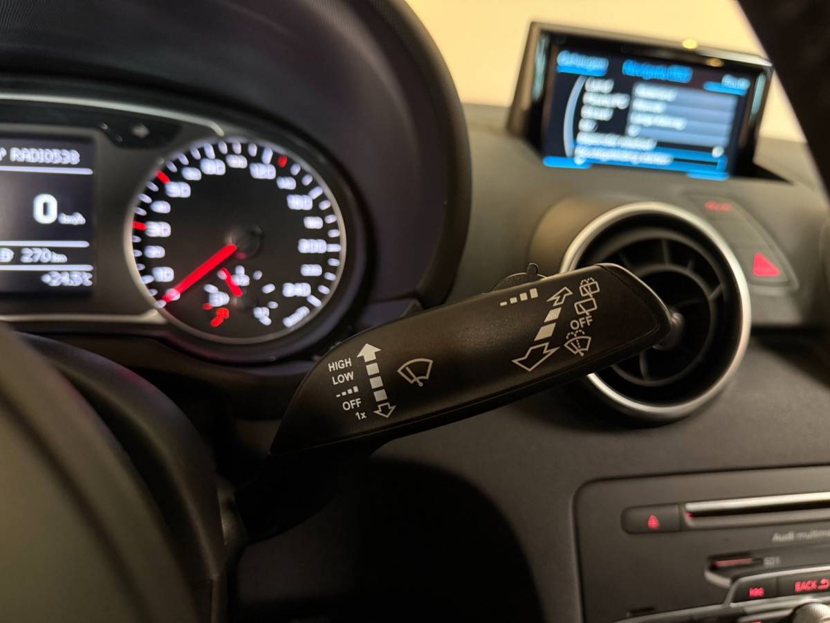 Audi A1 Sportback Audi A1 Sportback 1.0 TFSI Adrenalin *S-Line* Stoelverw.|Cruise|Navi|BT|NAP
