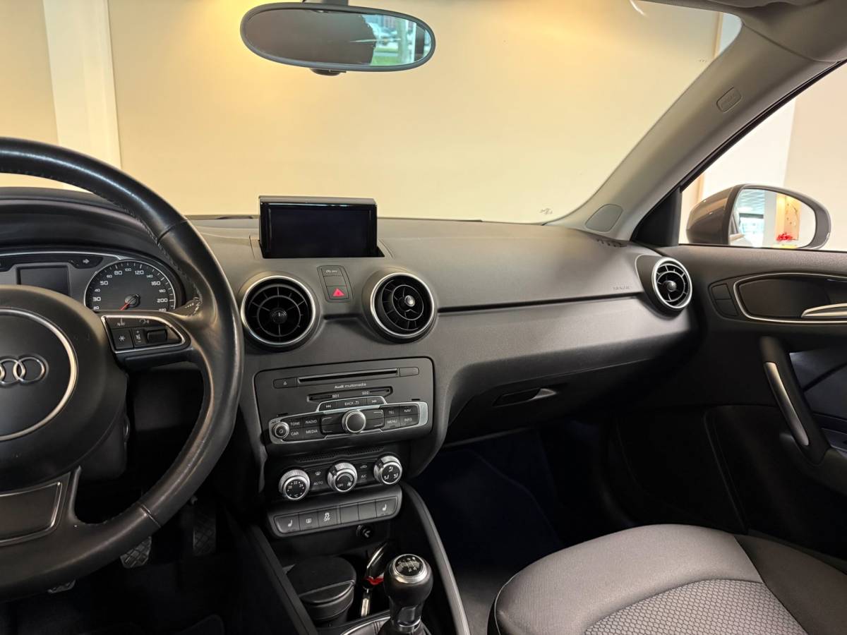 Audi A1 Sportback Audi A1 Sportback 1.0 TFSI Adrenalin *S-Line* Stoelverw.|Cruise|Navi|BT|NAP