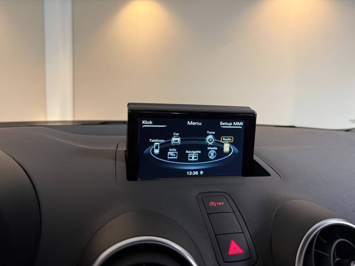 Audi A1 Sportback Audi A1 Sportback 1.0 TFSI Adrenalin *S-Line* Stoelverw.|Cruise|Navi|BT|NAP