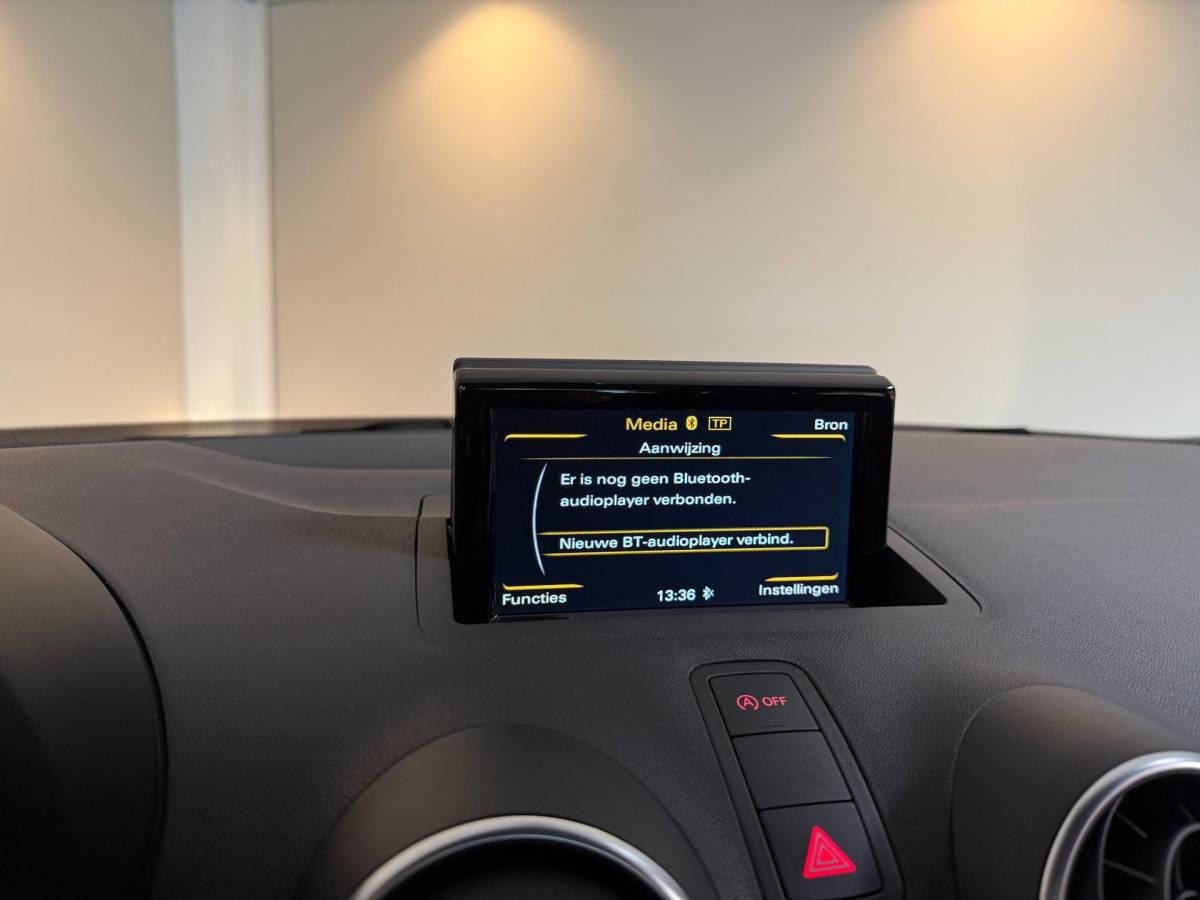 Audi A1 Sportback Audi A1 Sportback 1.0 TFSI Adrenalin *S-Line* Stoelverw.|Cruise|Navi|BT|NAP
