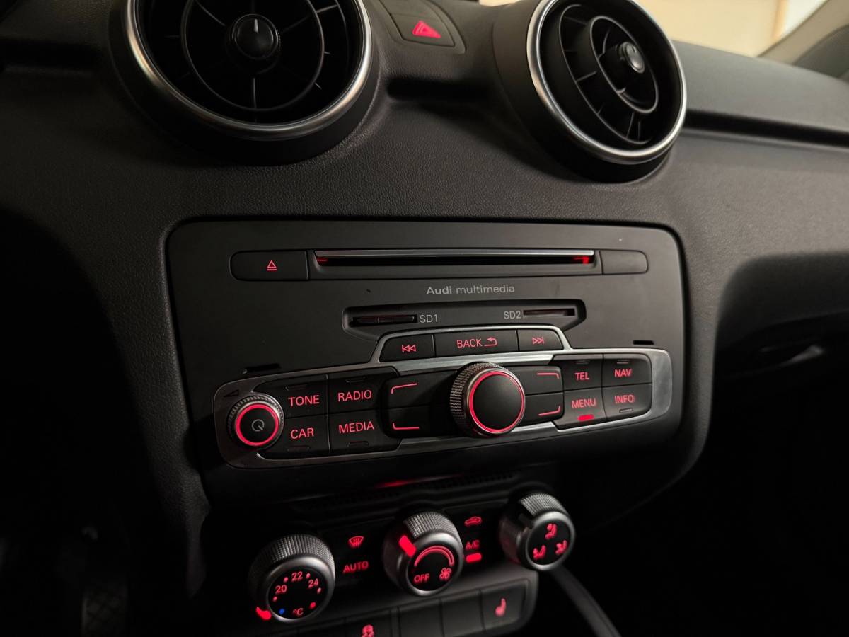 Audi A1 Sportback Audi A1 Sportback 1.0 TFSI Adrenalin *S-Line* Stoelverw.|Cruise|Navi|BT|NAP