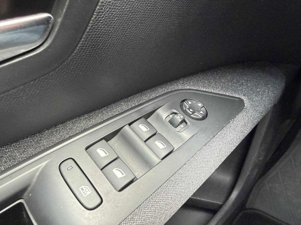 Peugeot 5008 Peugeot 5008 BWJ 2022 1.5 BlueHDI 131PK Active Pack Business TREKHAAK | FULL LED | 360 CAMERA | DAB+ | CARPLAY + ANDROID | NAVI | CLIMA | CRUISE | LMV | PDC