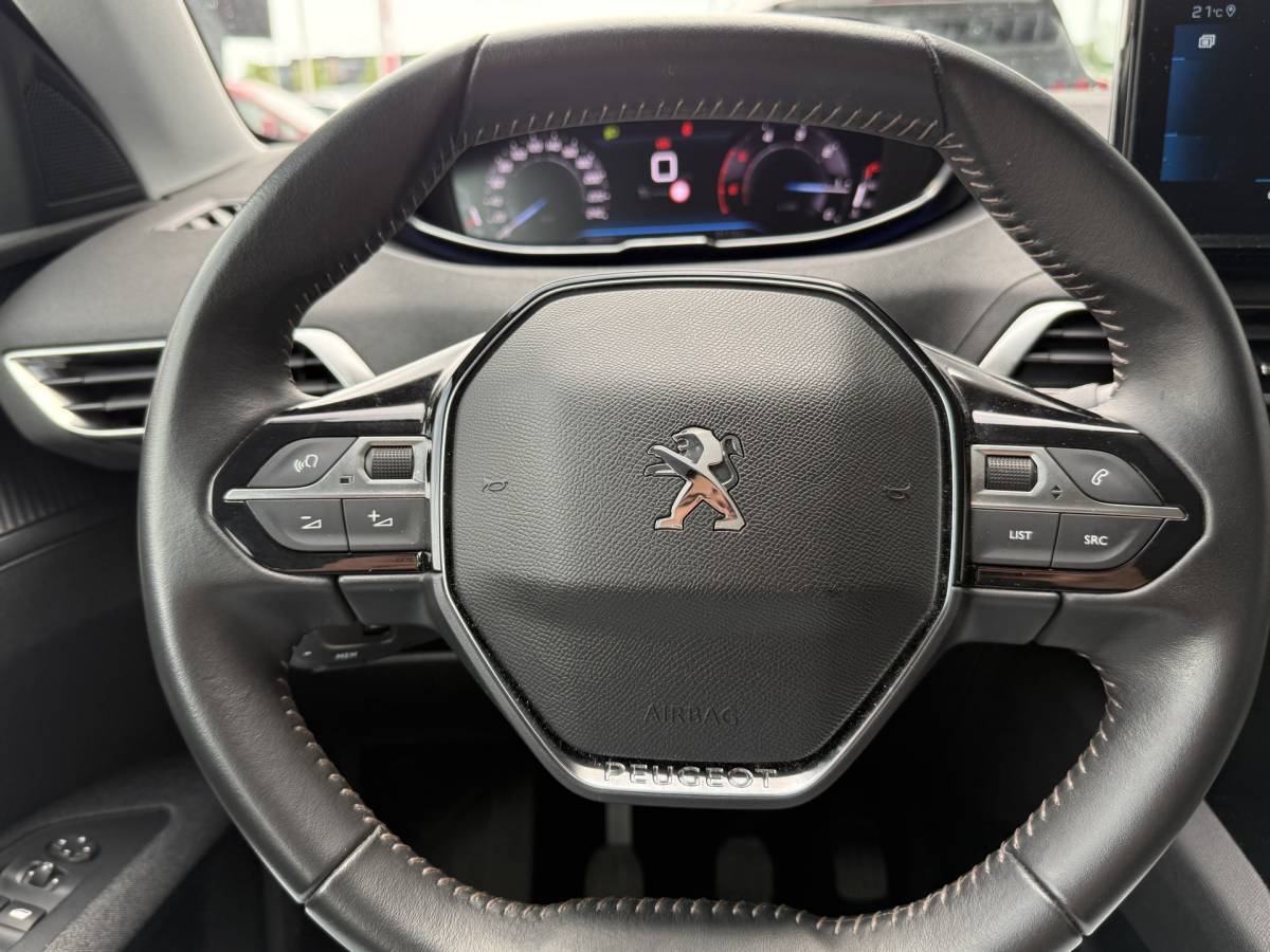 Peugeot 5008 Peugeot 5008 BWJ 2022 1.5 BlueHDI 131PK Active Pack Business TREKHAAK | FULL LED | 360 CAMERA | DAB+ | CARPLAY + ANDROID | NAVI | CLIMA | CRUISE | LMV | PDC