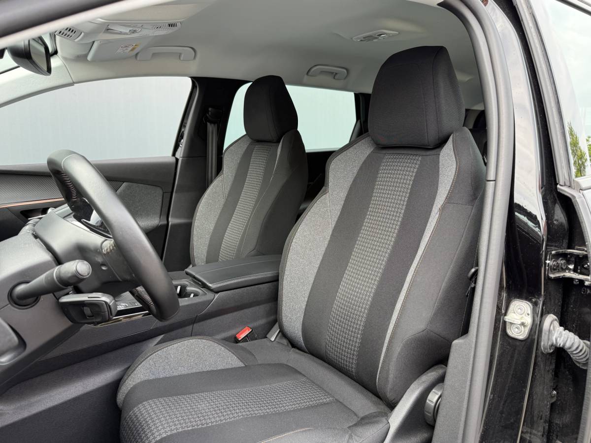 Peugeot 5008 Peugeot 5008 BWJ 2022 1.5 BlueHDI 131PK Active Pack Business TREKHAAK | FULL LED | 360 CAMERA | DAB+ | CARPLAY + ANDROID | NAVI | CLIMA | CRUISE | LMV | PDC