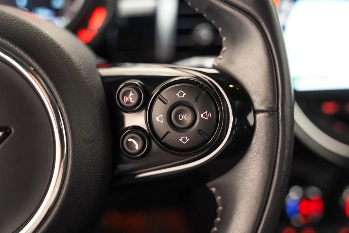 MINI Cooper Mini Cooper 1.5 Cooper Summer Red Edition Aut. [ Panorama LED Head-up Leder ]