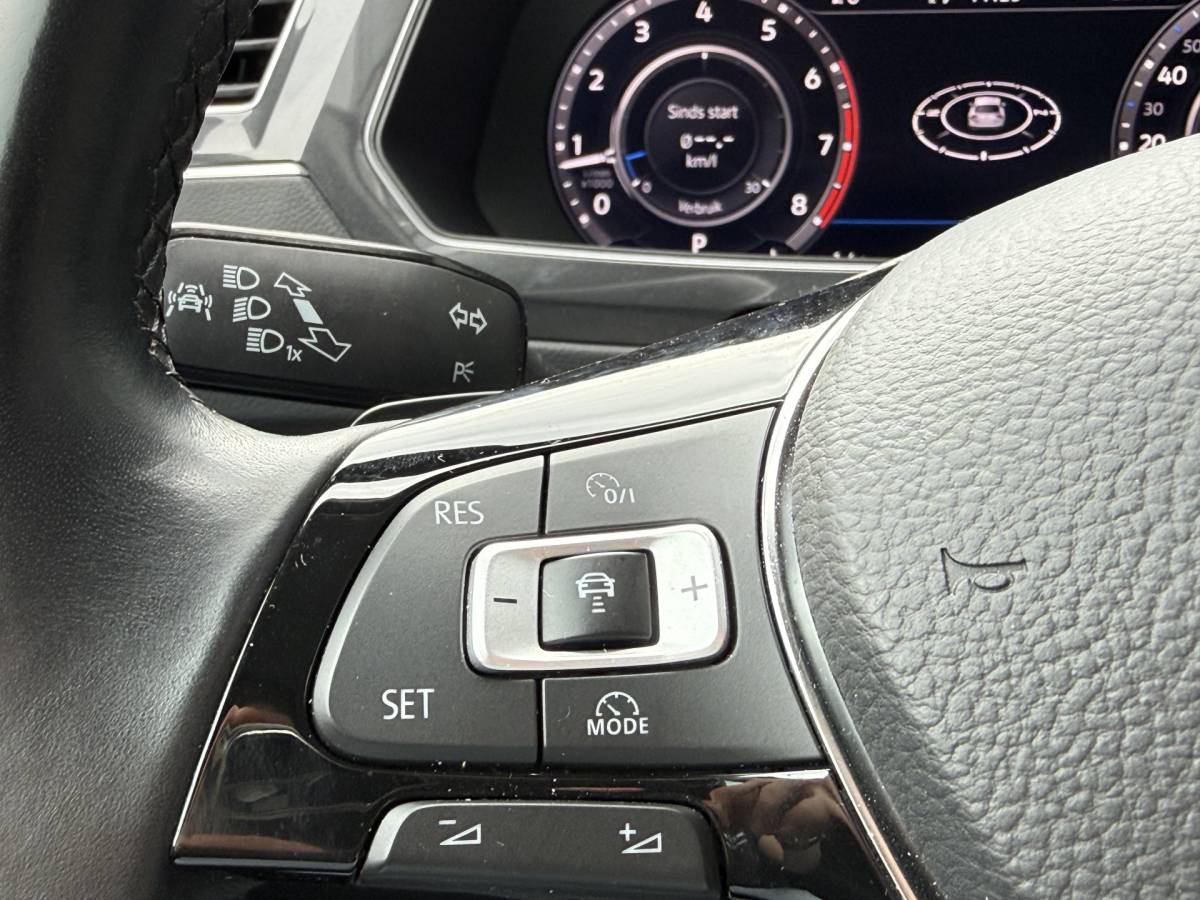 Volkswagen Tiguan Volkswagen Tiguan BWJ 2017 1.4 TSI 150 PK ACT Highline AUTOMAAT | FULL LED | ADAPTIVE CRUISE | HEAD-UP DISPLAY | CAMERA | ADAPTIVE CRUISE | CARPLAY VOORBEREID | DAB+ | NAVI | CLIMA | CRUISE | LMV | PDC