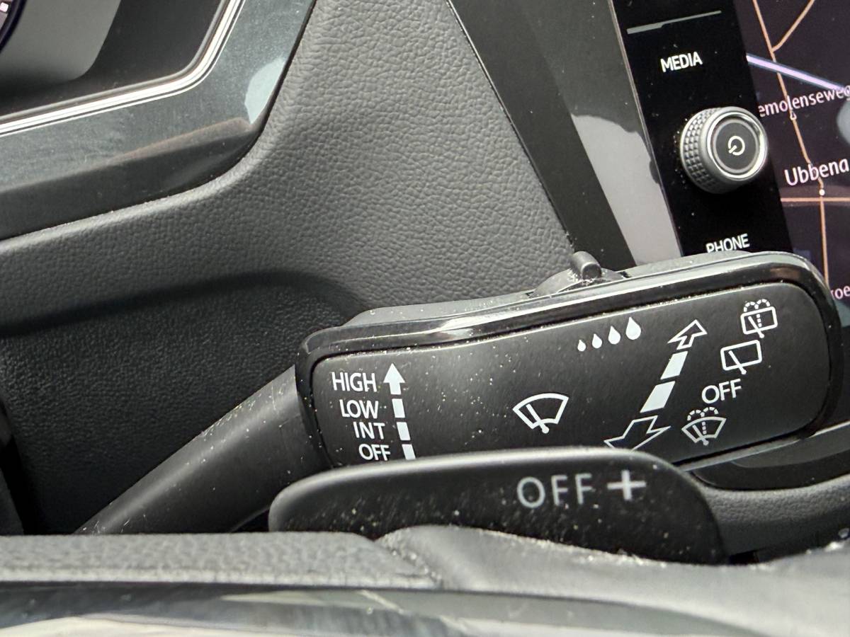 Volkswagen Tiguan Volkswagen Tiguan BWJ 2017 1.4 TSI 150 PK ACT Highline AUTOMAAT | FULL LED | ADAPTIVE CRUISE | HEAD-UP DISPLAY | CAMERA | ADAPTIVE CRUISE | CARPLAY VOORBEREID | DAB+ | NAVI | CLIMA | CRUISE | LMV | PDC