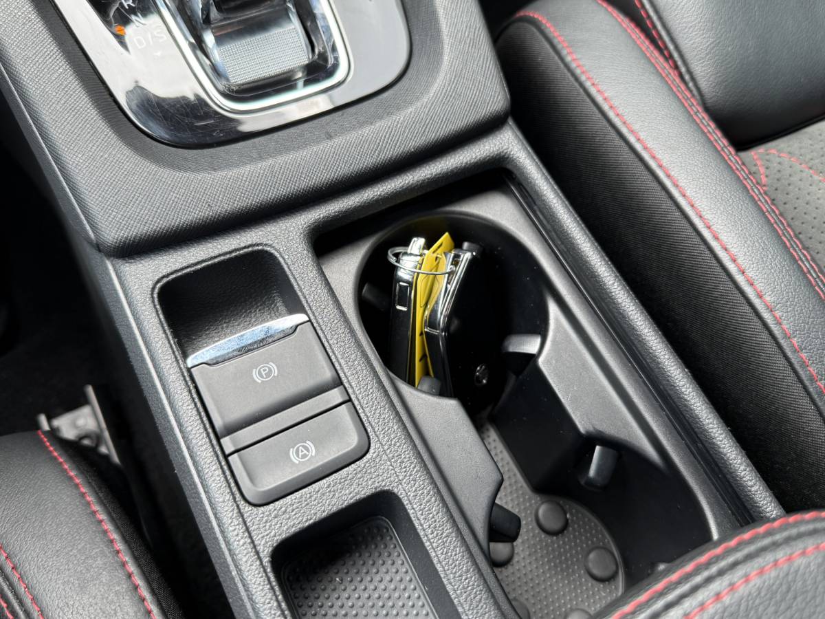 Škoda Octavia ŠKODA Octavia Combi BWJ 2023 1.4 TSI iV PHEV 225PK  Sportline Business FULL LED | HALF LEDER | ELEKTR. STOELEN | KEYLESS | ADAPTIVE CRUISE | STOELVERW. | ELEKTR. ACHTERKLEP | CARPLAY + ANDROID | NAVI | CLIMA | CRUISE | LMV | PDC