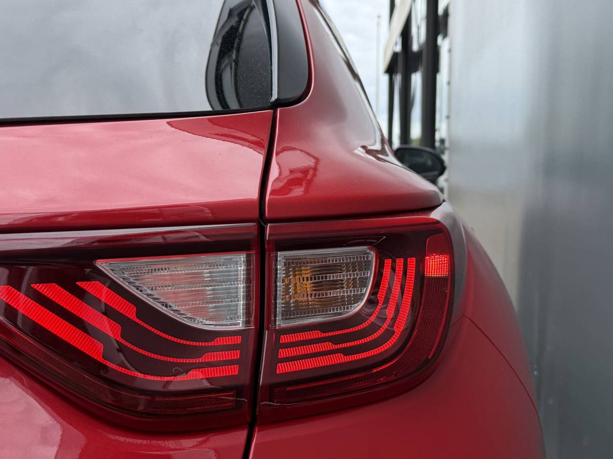 Kia Stonic Kia Stonic BWJ 2021 1.0 T-GDi MHEV 100 PK  DynamicPlusLine FULL LED | CAMERA | KEYLESS | LANE ASSIST | CARPLAY + ANDROID | NAVI | CLIMA | CRUISE | LMV | PDC