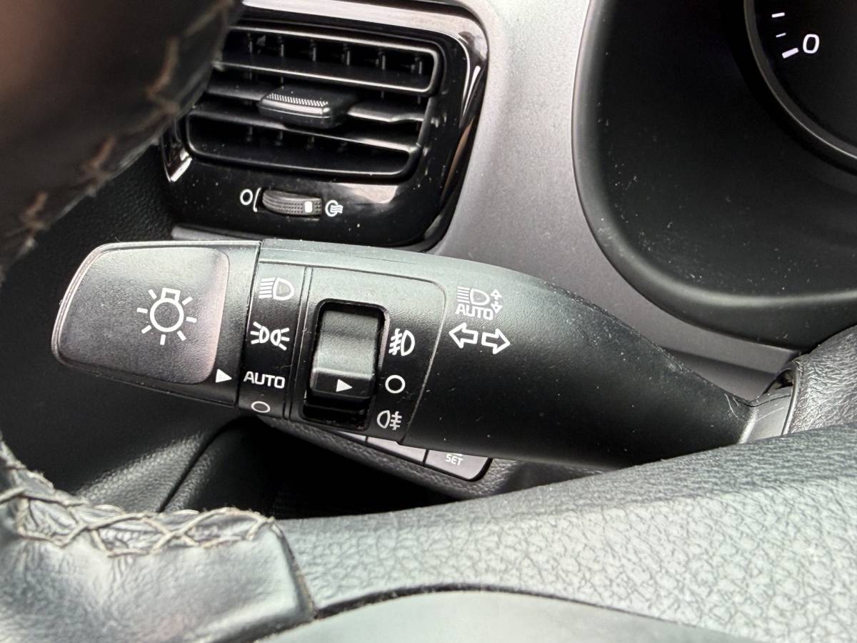 Kia Stonic Kia Stonic BWJ 2021 1.0 T-GDi MHEV 100 PK  DynamicPlusLine FULL LED | CAMERA | KEYLESS | LANE ASSIST | CARPLAY + ANDROID | NAVI | CLIMA | CRUISE | LMV | PDC