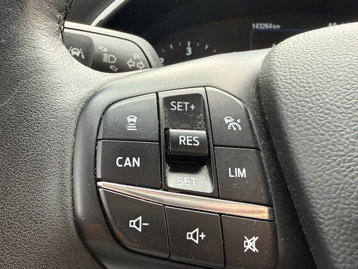 Ford Focus Ford Focus Wagon BWJ 2019 1.5 EcoBlue 120 PK  Titanium Business TREKHAAK | FULL LED | HEAD-UP DISPLAY | KEYLESS | STOEL + STUURVERW. | CARPLAY + ANDROID | NAVI | CLIMA | CRUISE | LMV | PDC