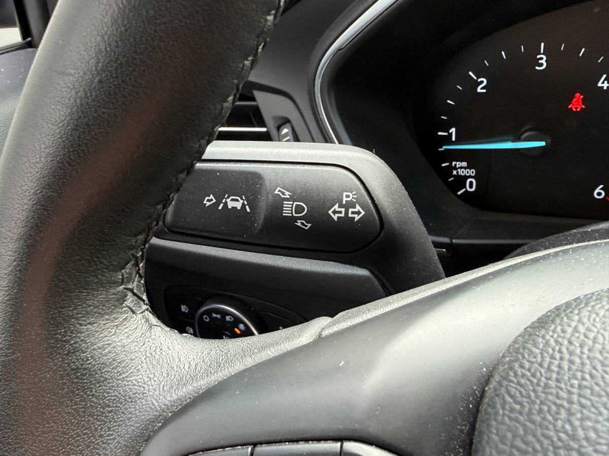 Ford Focus Ford Focus Wagon BWJ 2019 1.5 EcoBlue 120 PK  Titanium Business TREKHAAK | FULL LED | HEAD-UP DISPLAY | KEYLESS | STOEL + STUURVERW. | CARPLAY + ANDROID | NAVI | CLIMA | CRUISE | LMV | PDC