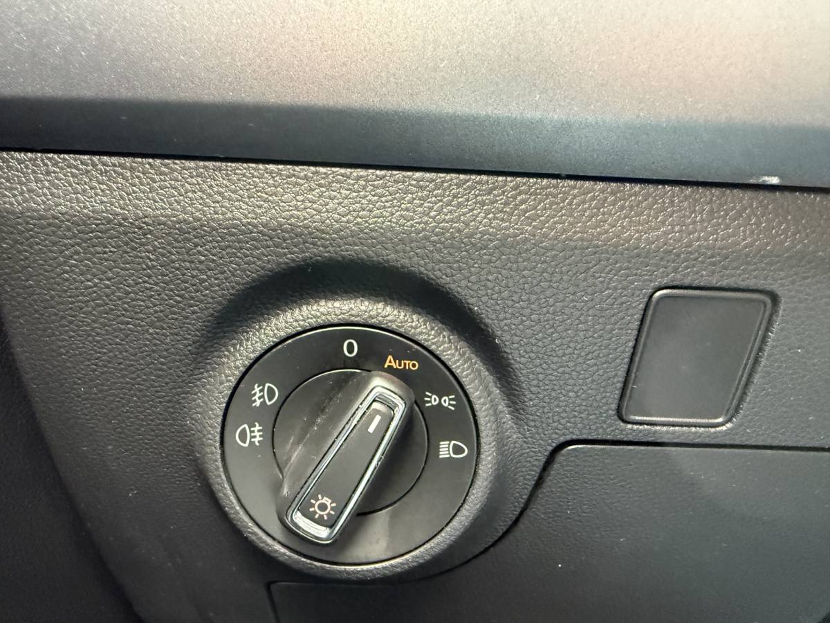 SEAT Arona SEAT Arona BWJ 2021 1.0 TSI 111 PK Style Business Intense Plus AUTOMAAT | TREKHAAK | FULL LED | STOELVER. | ADAPTIVE CRUISE | DAB+ | CAMERA | DODE HOEK | CARPLAY + ANDROID | NAVI | CLIMA | CRUISE | LMV | PDC