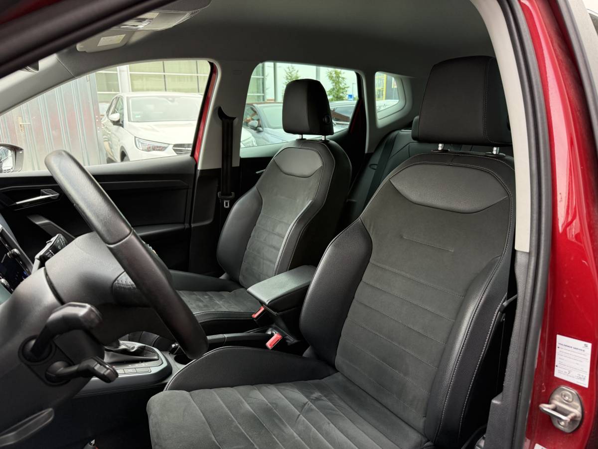 SEAT Arona SEAT Arona BWJ 2021 1.0 TSI 111 PK Style Business Intense Plus AUTOMAAT | TREKHAAK | FULL LED | STOELVER. | ADAPTIVE CRUISE | DAB+ | CAMERA | DODE HOEK | CARPLAY + ANDROID | NAVI | CLIMA | CRUISE | LMV | PDC