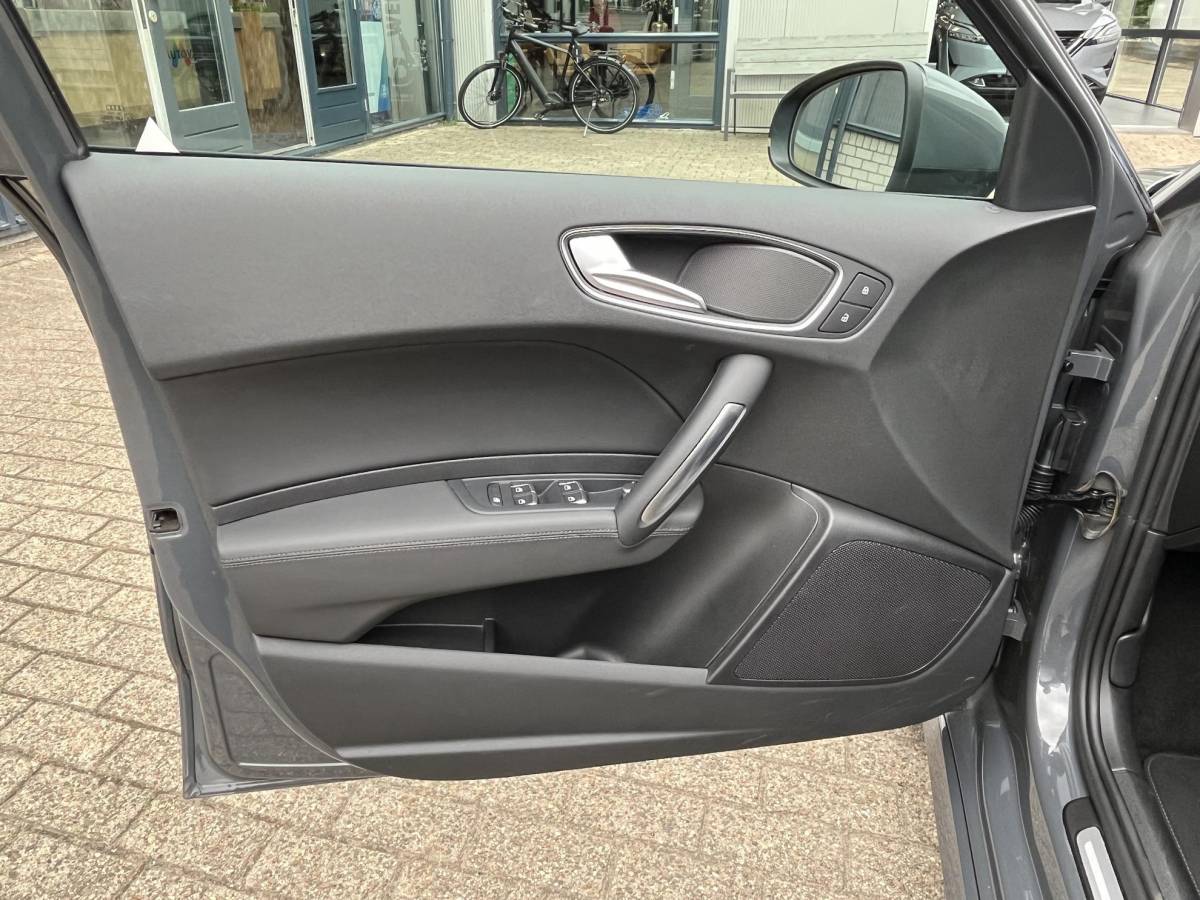 Audi A1 Sportback Audi A1 Sportback 1.0 TFSI Advance Sport S-Line | NL Auto/1e Eig./Navi/Airco/Cruise/17″/PDC V+A