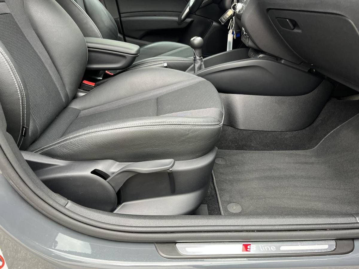 Audi A1 Sportback Audi A1 Sportback 1.0 TFSI Advance Sport S-Line | NL Auto/1e Eig./Navi/Airco/Cruise/17″/PDC V+A