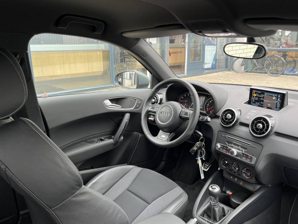 Audi A1 Sportback Audi A1 Sportback 1.0 TFSI Advance Sport S-Line | NL Auto/1e Eig./Navi/Airco/Cruise/17″/PDC V+A