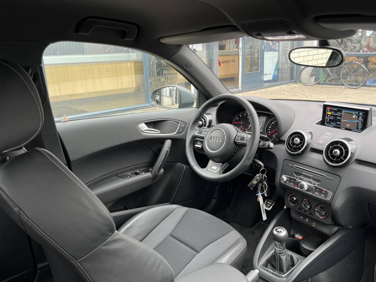 Audi A1 Sportback Audi A1 Sportback 1.0 TFSI Advance Sport S-Line | NL Auto/1e Eig./Navi/Airco/Cruise/17″/PDC V+A