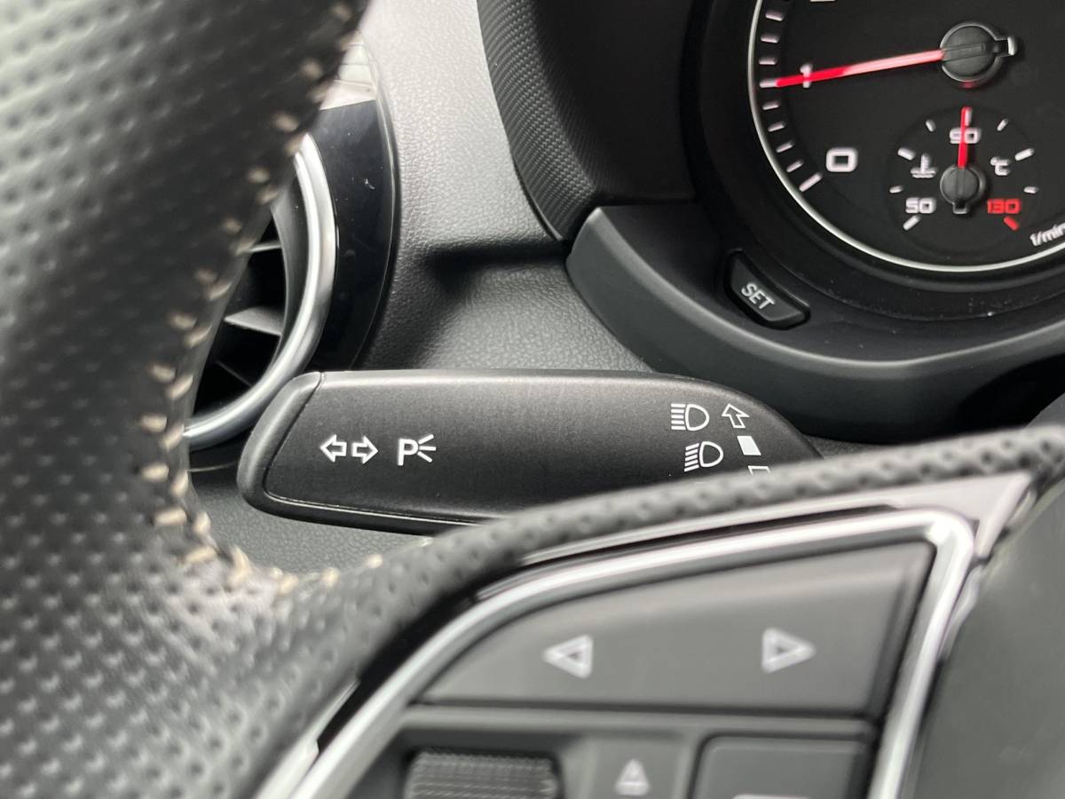 Audi A1 Sportback Audi A1 Sportback 1.0 TFSI Advance Sport S-Line | NL Auto/1e Eig./Navi/Airco/Cruise/17″/PDC V+A