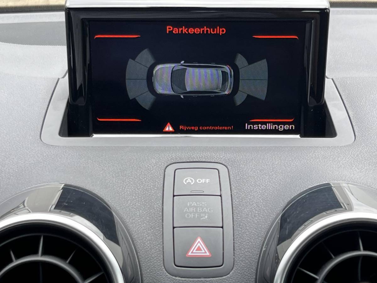 Audi A1 Sportback Audi A1 Sportback 1.0 TFSI Advance Sport S-Line | NL Auto/1e Eig./Navi/Airco/Cruise/17″/PDC V+A