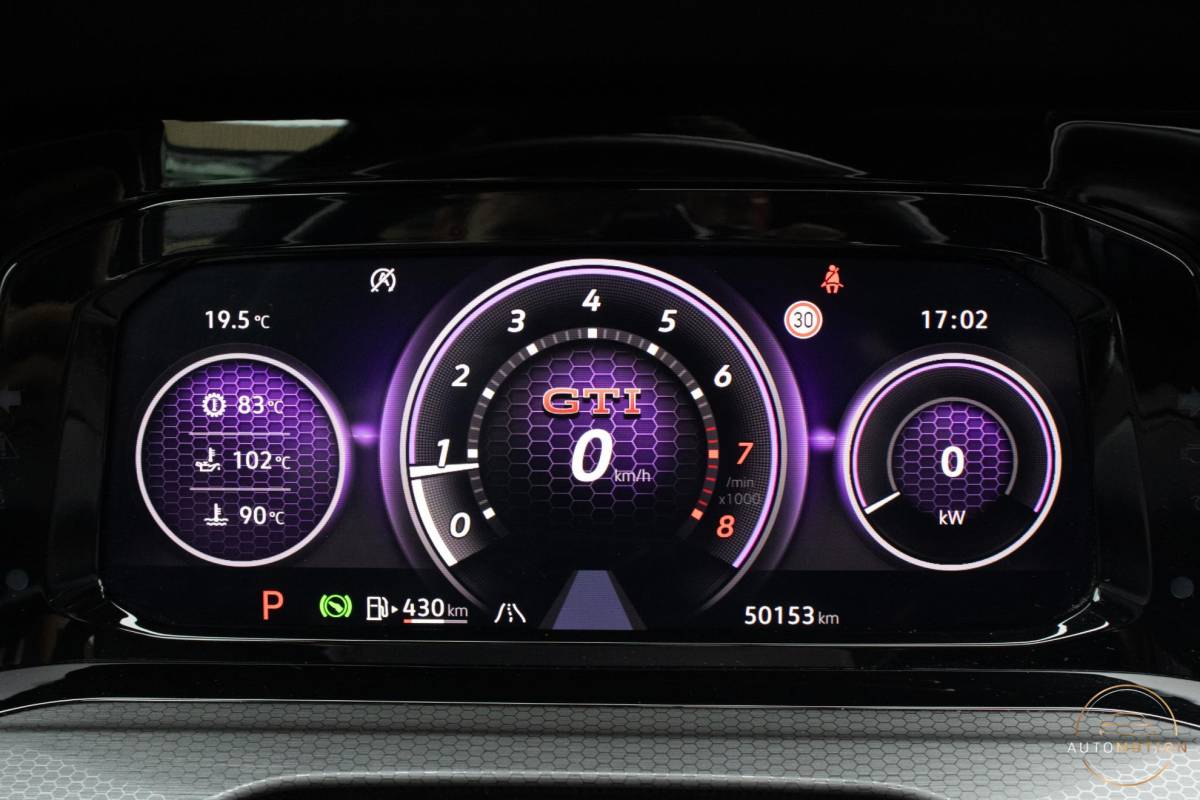 Volkswagen Golf Volkswagen Golf 2.0 TSI GTI PANO CAMERA MISTLAMPEN IQ STOELVERWARMING