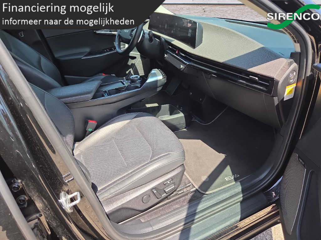 Kia EV6 Kia EV6 Plus Advanced 77.4 kWh | trekhaak | stoelverwarming & koeling | vehicle-to-load | leder | schuifdak |