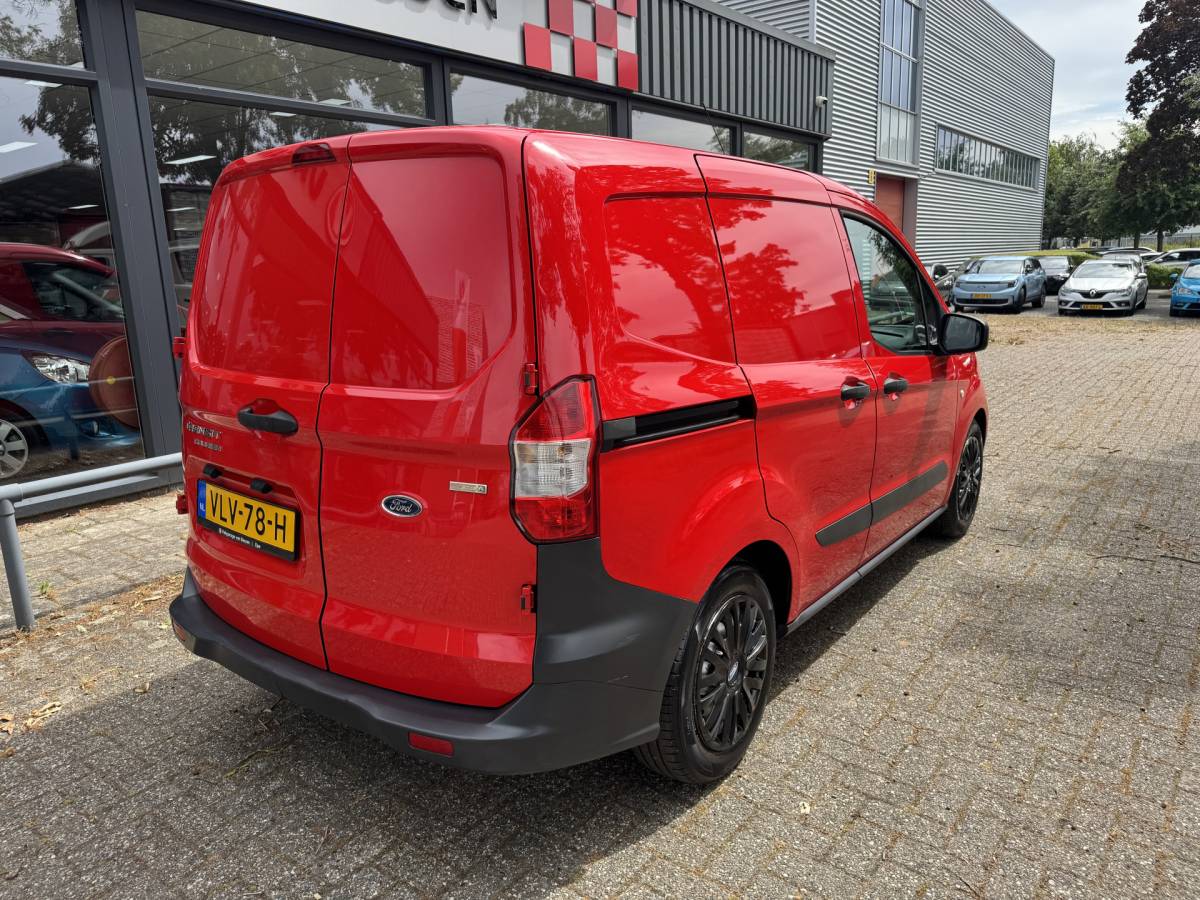 Ford Transit Courier Ford Transit Courier 1.0 Ambiente MARGE-SCHUIFDEUR-BENZINE GRIJSKENTEKEN