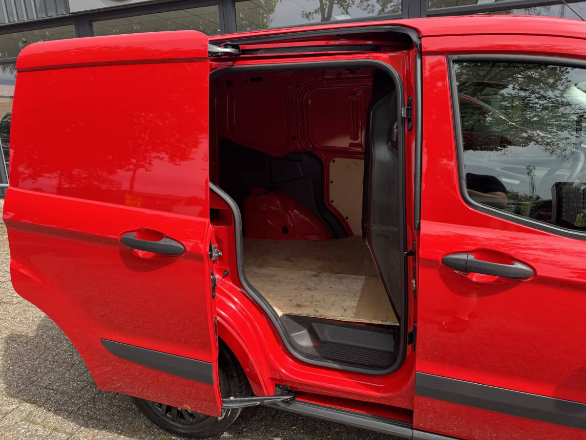 Ford Transit Courier Ford Transit Courier 1.0 Ambiente MARGE-SCHUIFDEUR-BENZINE GRIJSKENTEKEN