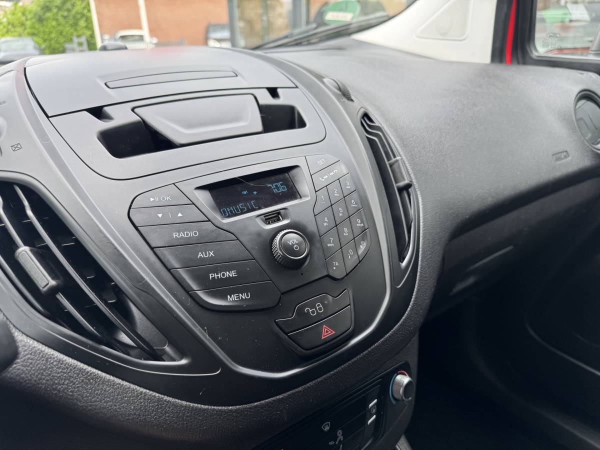 Ford Transit Courier Ford Transit Courier 1.0 Ambiente MARGE-SCHUIFDEUR-BENZINE GRIJSKENTEKEN