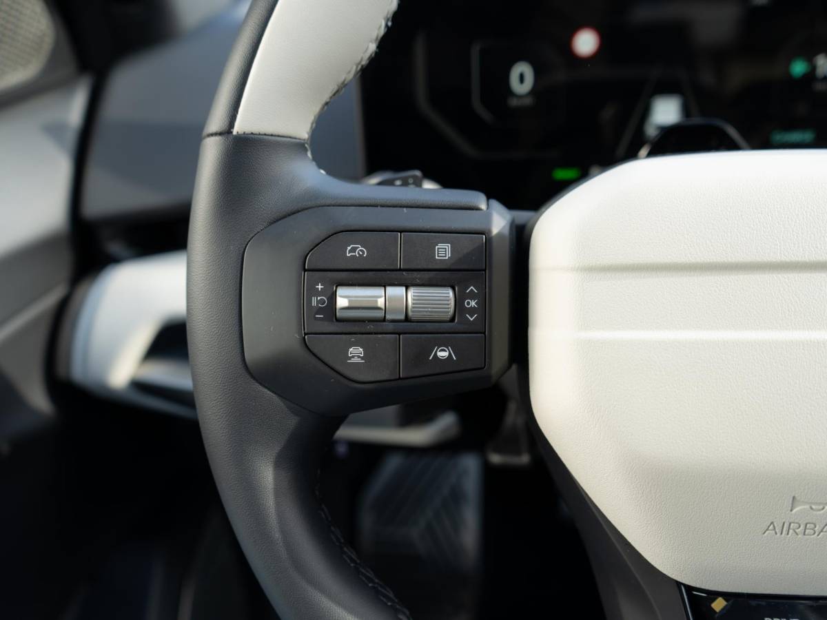 Kia EV4 Kia EV4 GT-PlusLine 81.4 kWh | In bestelling | Schuifkanteldak | Navi | Stoel en stuurverwarming |