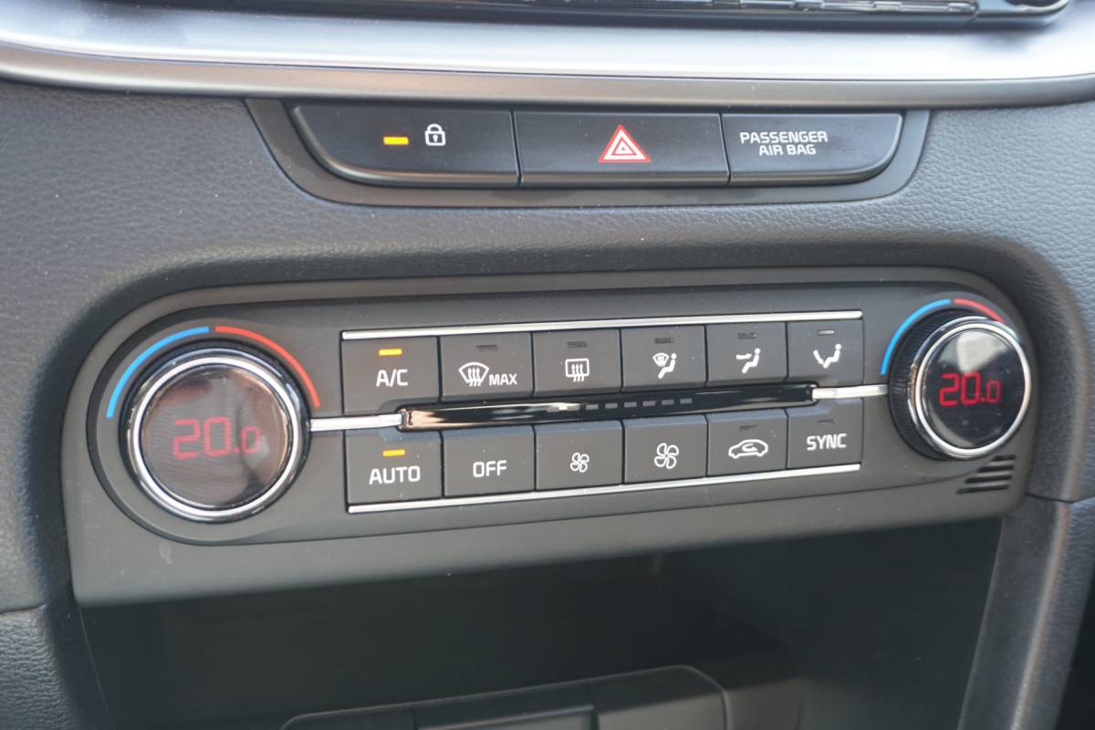 Kia Ceed Sportswagon Kia Ceed Sportswagon 1.0 T-GDi DynamicLine | CAMERA | ECC | CARPLAY | NAVI |