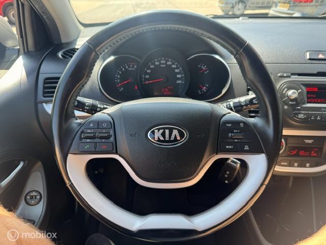 Kia Picanto Kia Picanto 1.0 CVVT First Edition 5 deurs , Airco Climate controle, Cruisse Controle . Electrische ramen , Centrale deurvergrendeling met afstandsbediening , Voorstoel in hoogte verstelbaar