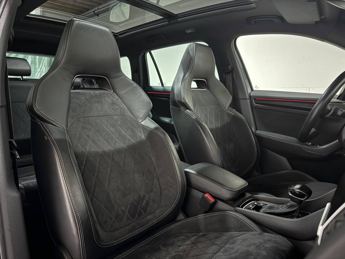 Škoda Kodiaq Skoda Kodiaq 1.5 TSI Sportline Pano Canton Memory ACC Camera NAP