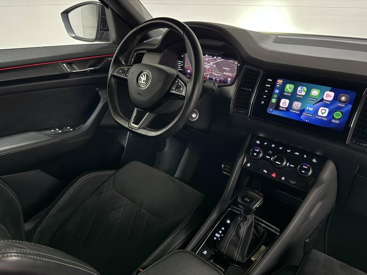 Škoda Kodiaq Skoda Kodiaq 1.5 TSI Sportline Pano Canton Memory ACC Camera NAP