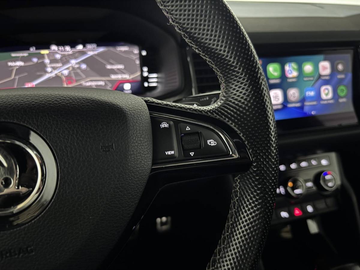 Škoda Kodiaq Skoda Kodiaq 1.5 TSI Sportline Pano Canton Memory ACC Camera NAP