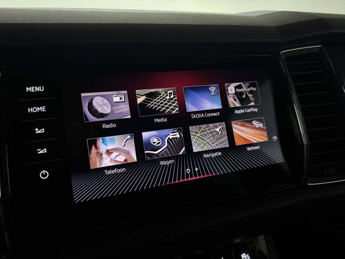 Škoda Kodiaq Skoda Kodiaq 1.5 TSI Sportline Pano Canton Memory ACC Camera NAP