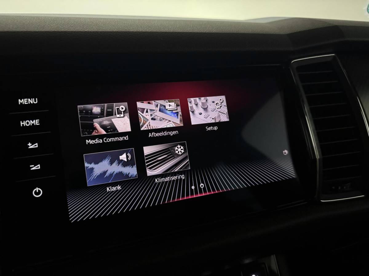 Škoda Kodiaq Skoda Kodiaq 1.5 TSI Sportline Pano Canton Memory ACC Camera NAP