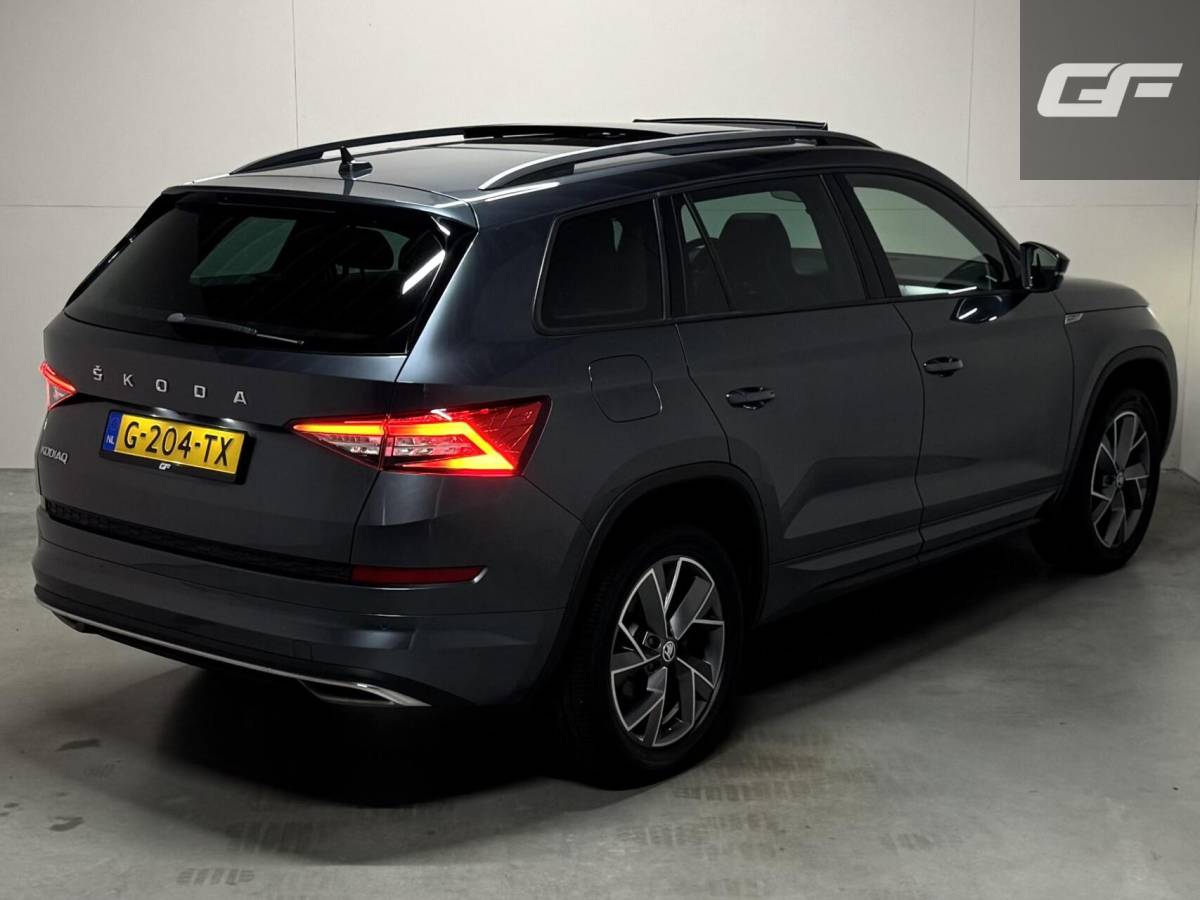 Škoda Kodiaq Skoda Kodiaq 1.5 TSI Sportline Pano Canton Memory ACC Camera NAP