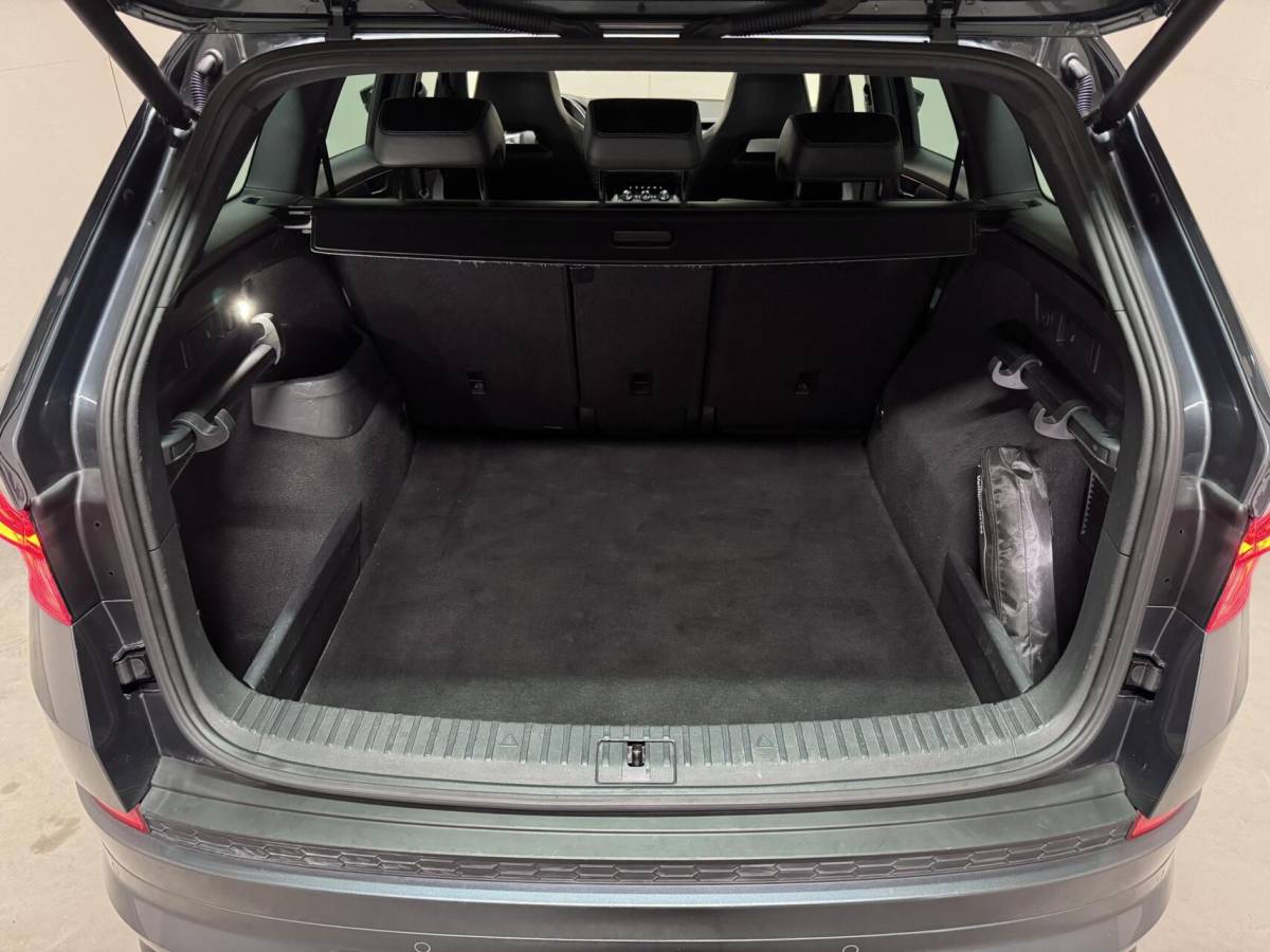 Škoda Kodiaq Skoda Kodiaq 1.5 TSI Sportline Pano Canton Memory ACC Camera NAP