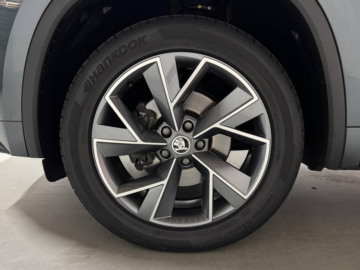 Škoda Kodiaq Skoda Kodiaq 1.5 TSI Sportline Pano Canton Memory ACC Camera NAP