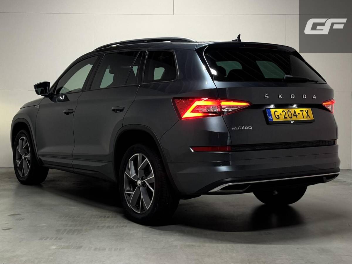 Škoda Kodiaq Skoda Kodiaq 1.5 TSI Sportline Pano Canton Memory ACC Camera NAP