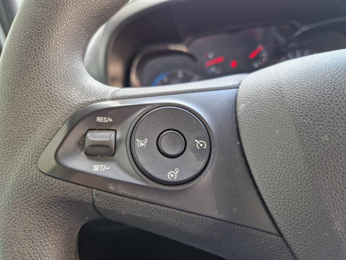 Opel Combo-e Life Opel Combo-e Life L1H1 Edition 50 kWh | tot 275km WLTP range | 100kW snelladen | Achteruitrijcamera | Apple Carplay/Android Auto |