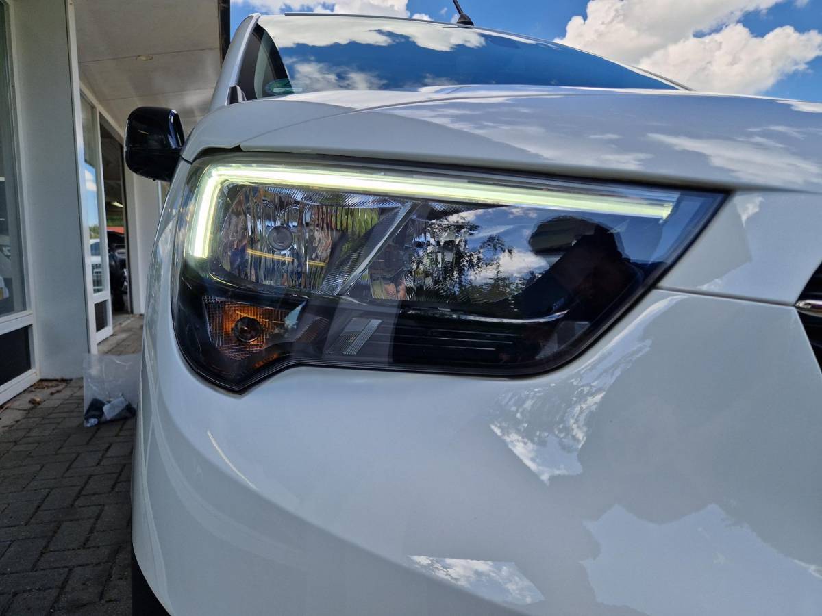 Opel Combo-e Life Opel Combo-e Life L1H1 Edition 50 kWh | tot 275km WLTP range | 100kW snelladen | Achteruitrijcamera | Apple Carplay/Android Auto |