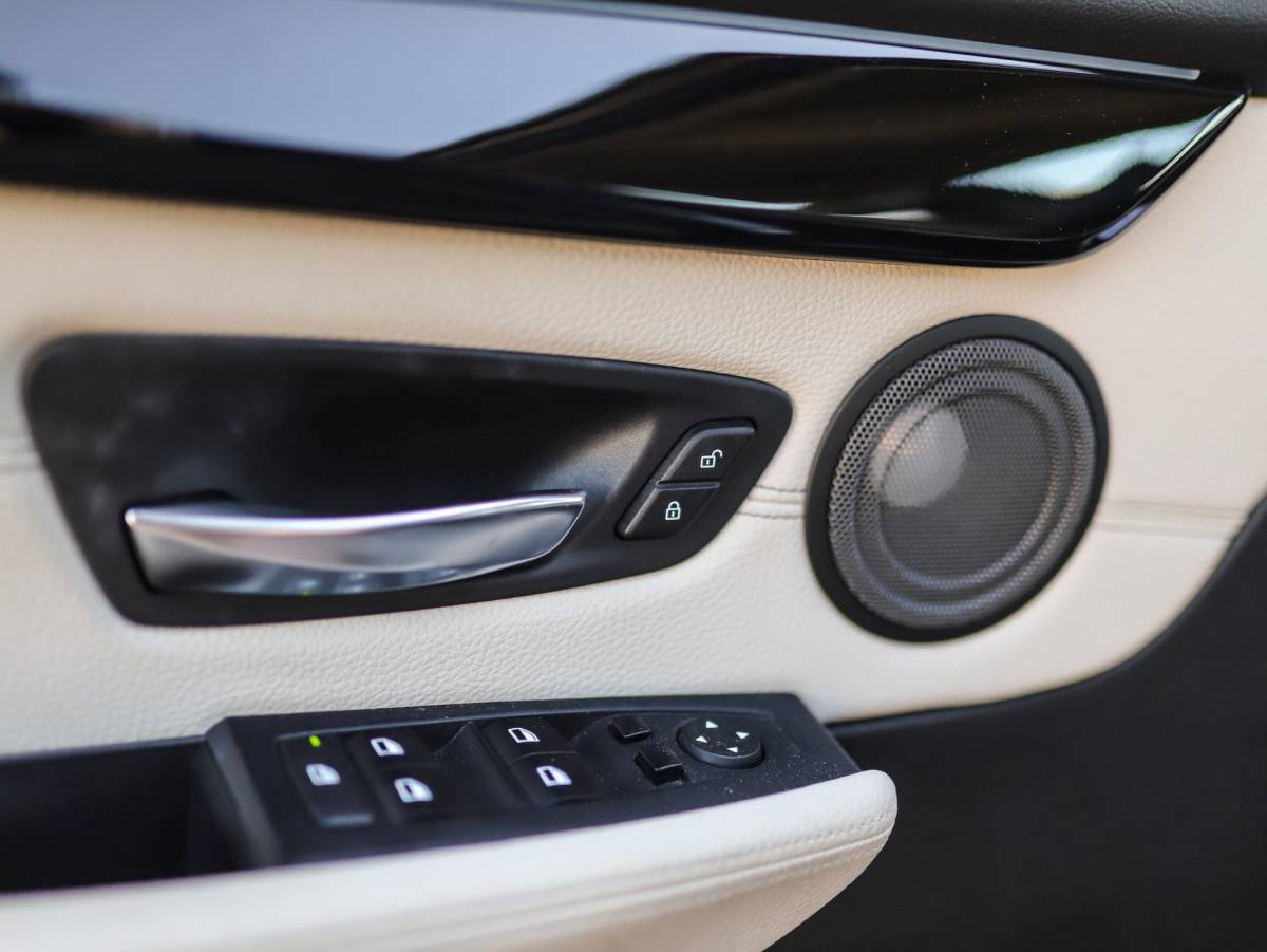 BMW 2 Serie BMW 2-serie Active Tourer 225i xDrive High Executive | Trekhaak | H/K | HUD | Camera | Leder