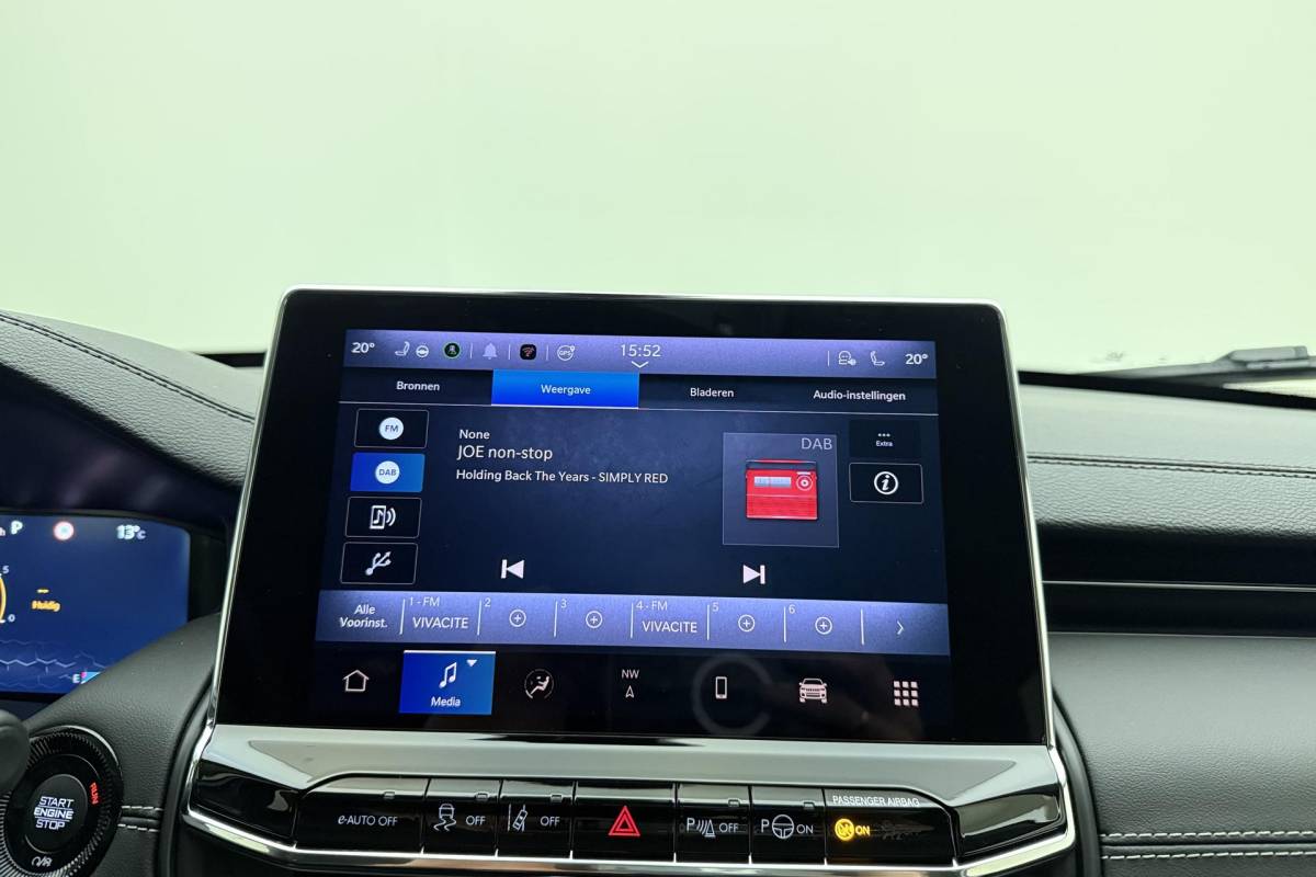 Jeep Compass Jeep Compass 1.5T 130pk Automaat e-Hybrid S | Navigatie | Lederen bekleding | Adapt. Cruise control | Climate control | Stoel- & stuurverwarming | Lichtmetalen velgen | Dakrails